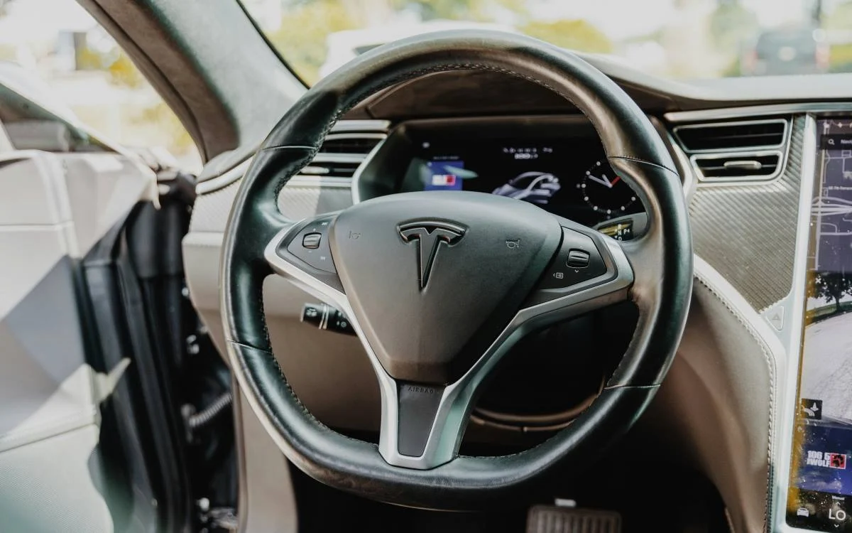 Автомобільний автопілот: наскільки точно?